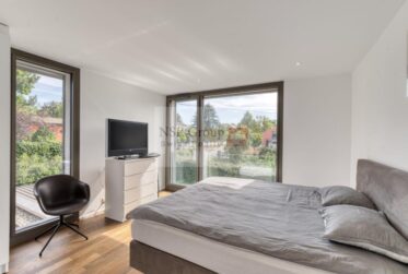 À LOUER – MAGNIFIQUE MAISON NEUVE DE 7 PIÈCES
