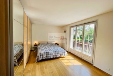 Belle maison familiale avec grand jardin à Veyrier