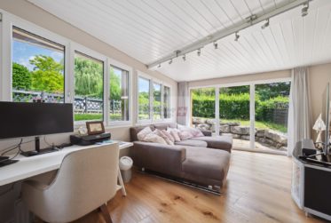 Detached Villa on a Large Plot