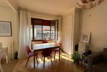 Bel appartement rénové au cœur des Eaux-Vives