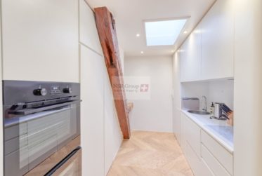 Exclusivité - Appartement entièrement rénové au cœur de Genève