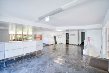 EXCLUSIVE LISTING – Commercial Space for Sale in a Lively and Bustling Neighborhood