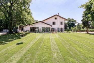 Belle maison de maître à louer – 10 pièces au cœur de Presinge