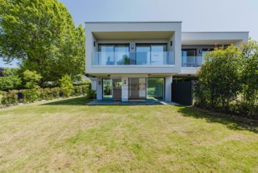 Villa moderne avec vue lac et cadre d’exception
