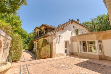 Luxueuse propriété de caractère située dans un cadre d'exception