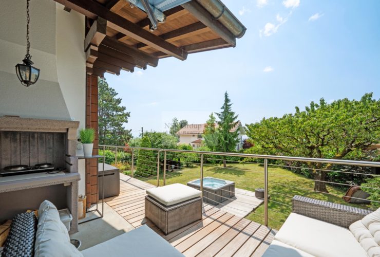 Detached Villa on a Large Plot