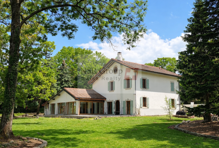 Belle maison de maître à louer – 10 pièces au cœur de Presinge