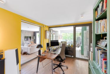 Contemporary apartment with high-end finishes - exclusive listing