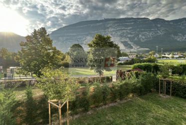 Veyrier village - Maison Contemporaine de 8 pièces