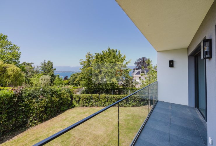 Villa d’exception avec vue imprenable sur le Léman, dans un cadre exclusif