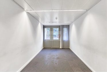 Arcade commerciale de 538 m² + 100 m² de dépôt - Janvier 2027