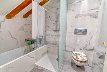 Exclusivité - Attique au cœur de la Vieille-Ville