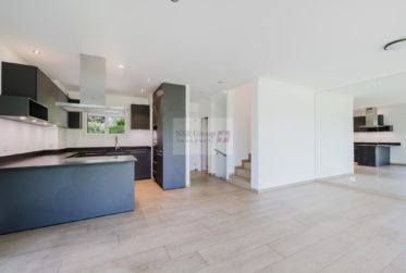 Villa moderne avec vue lac et cadre d’exception