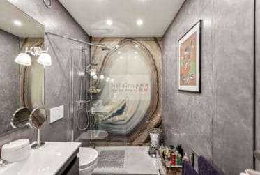 Luxurious renovated apartment 236 m² PPE with view of the Jet d'Eau and Salève